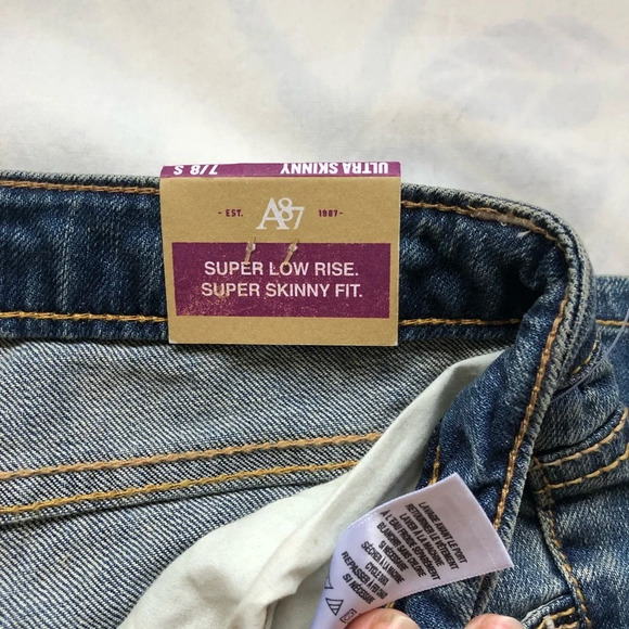 Aeropostal ultra skinny jeans - Picture 2 of 4